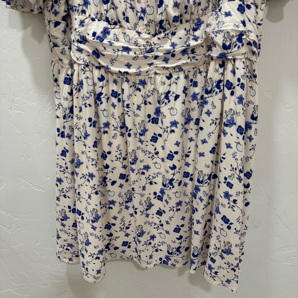 Box Lunch Disney Snow White & Seven Dwarfs Floral Allover Print Dress Plus 3X - Picture 8 of 16
